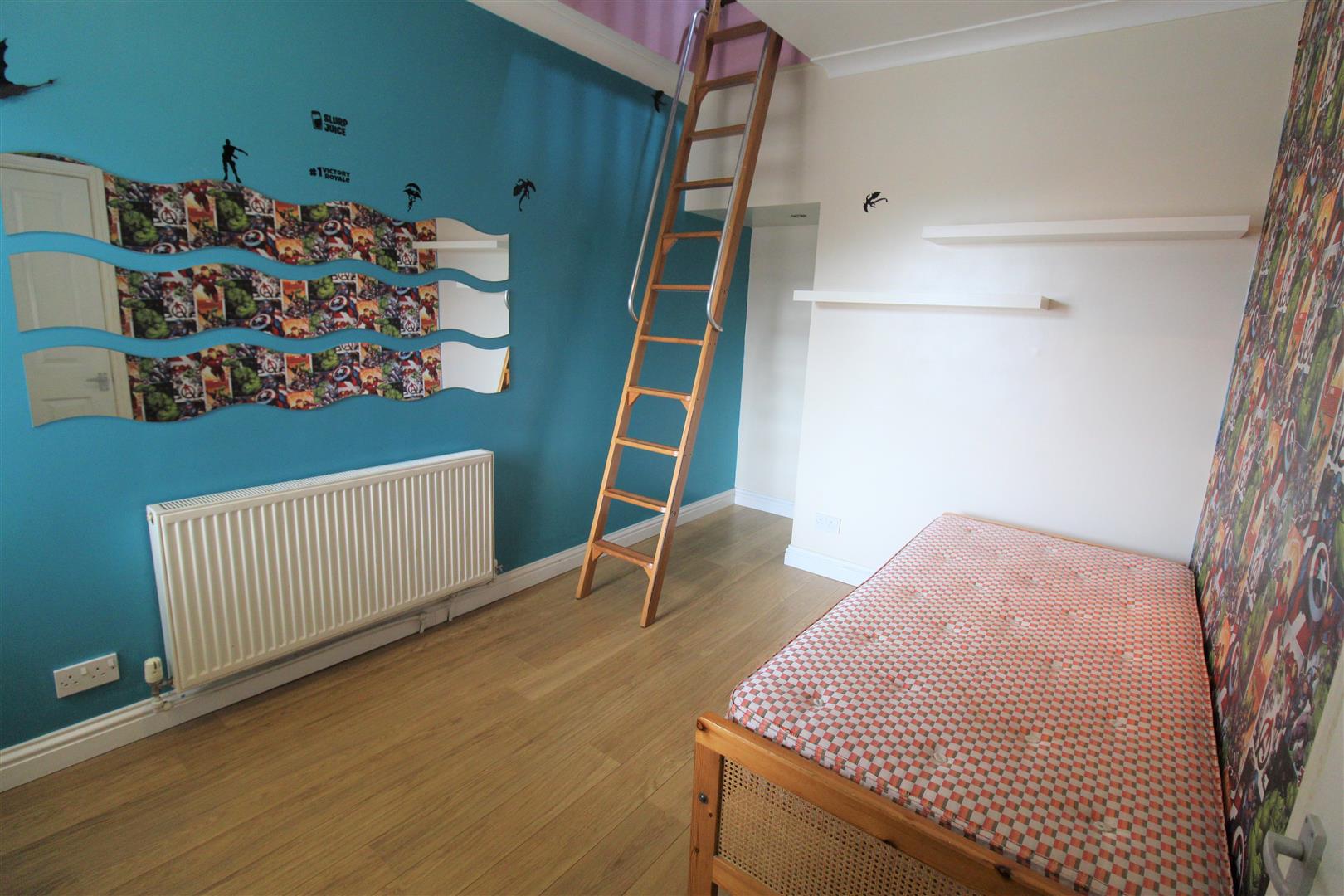 Ruxley Road, Bucknall, Stoke-On-Trent